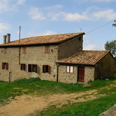 View Of Monte Amiata For 3 Guests La Piaggia - Vivo Dorcia * Vivo dʼOrcia